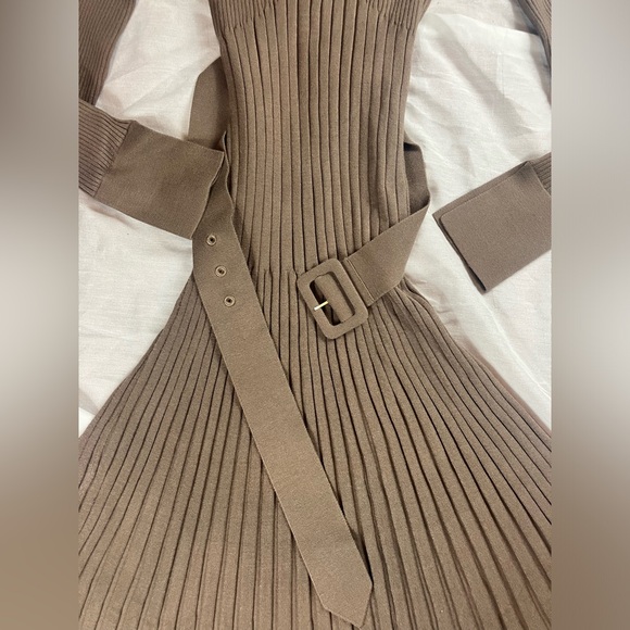 Reiss Brown Petite Vinette Midi Knitted Dress - Picture 5 of 9